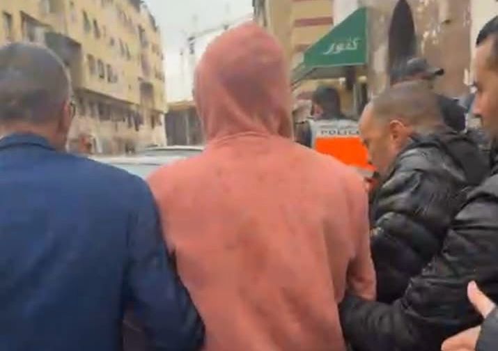 الدار البيضاء. إعادة تمثيل جريمة “الفردة” الذي هاجم دورية للشرطة بـ”جنوي”