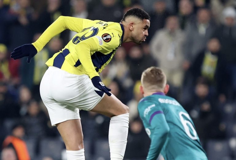 النصيري يقرب فنربخشة من دور ثمن الدوري الأوروبي