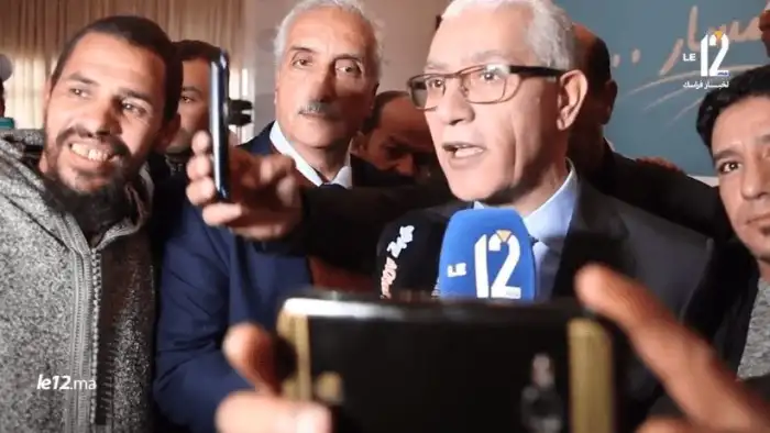 الطالبي يواجه المنسحبون من جلسة إقرار قانون الاضراب بالفصل الثاني من الدستور