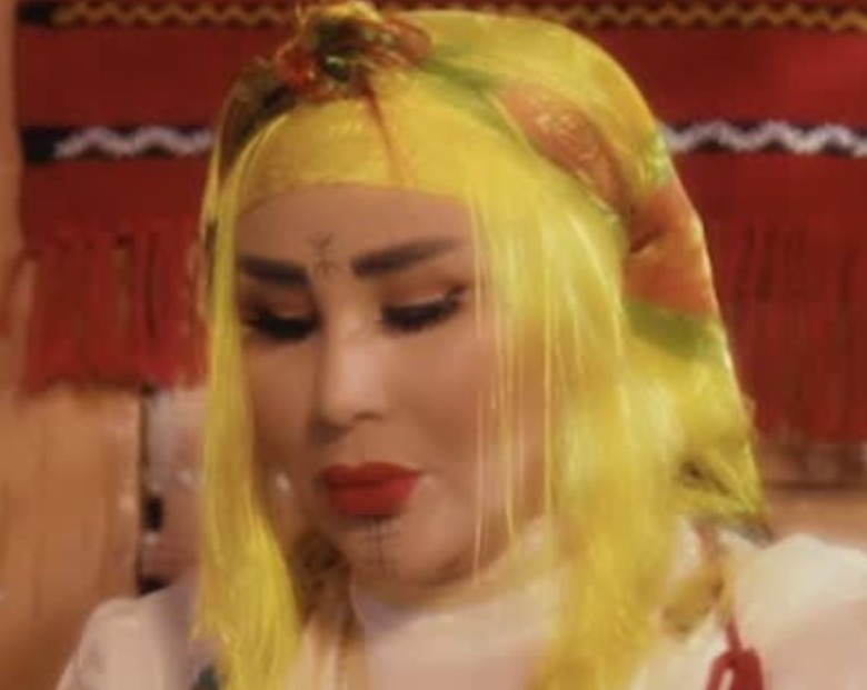 بلمسة أمازيغية. الفنانة سعيدة شرف تروج لجديدها الفني – الفيديو