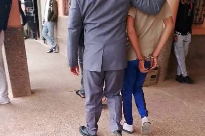 من القسم إلى مخفر الدرك. تصفيد تلميذ من دخل ثانوية يهز المجتمع التربوي في شيشاوة