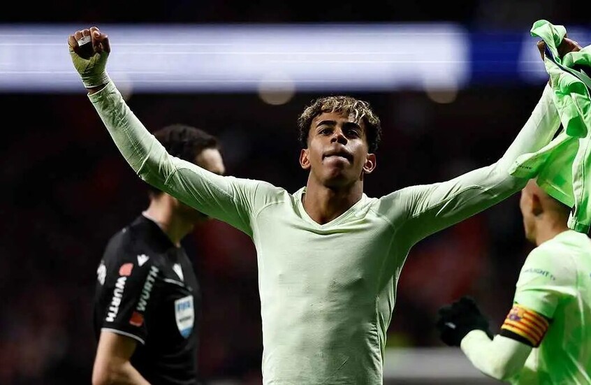 لامين جمال يكشف سر تألقه مع برشلونة
