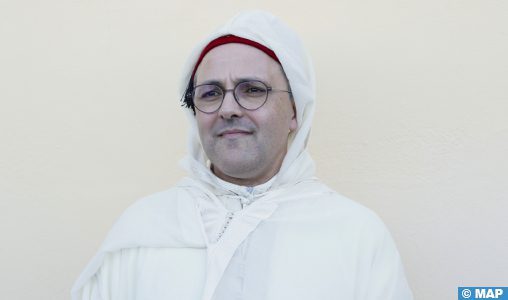 بورتريه. العلوي..كفاءة التواصل المؤسساتي الهادئة التي عززت الثقة في خطاب الدولة