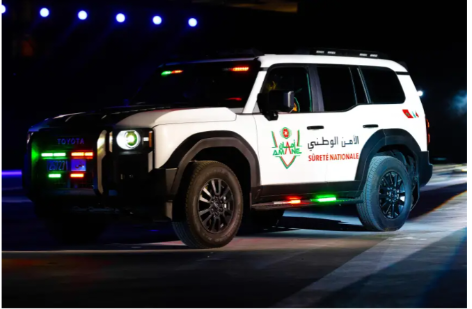 مزودة بطائرات “درون” وكاميرات متطورة.. اكتشف “أمان” السيارة الذكية للأمن الوطني