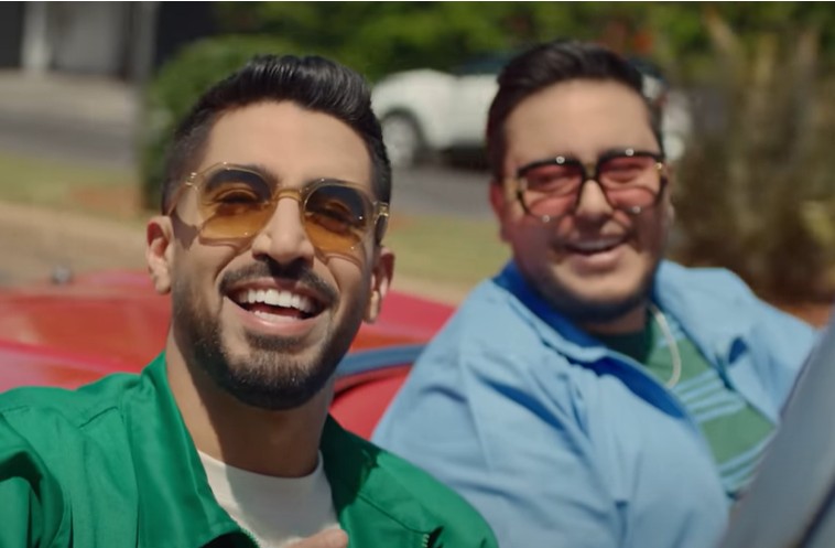 من المغرب إلى الكويت. ديو يجمع بين مهدي مزين وحمود الخضر في تجربة موسيقية متميزة