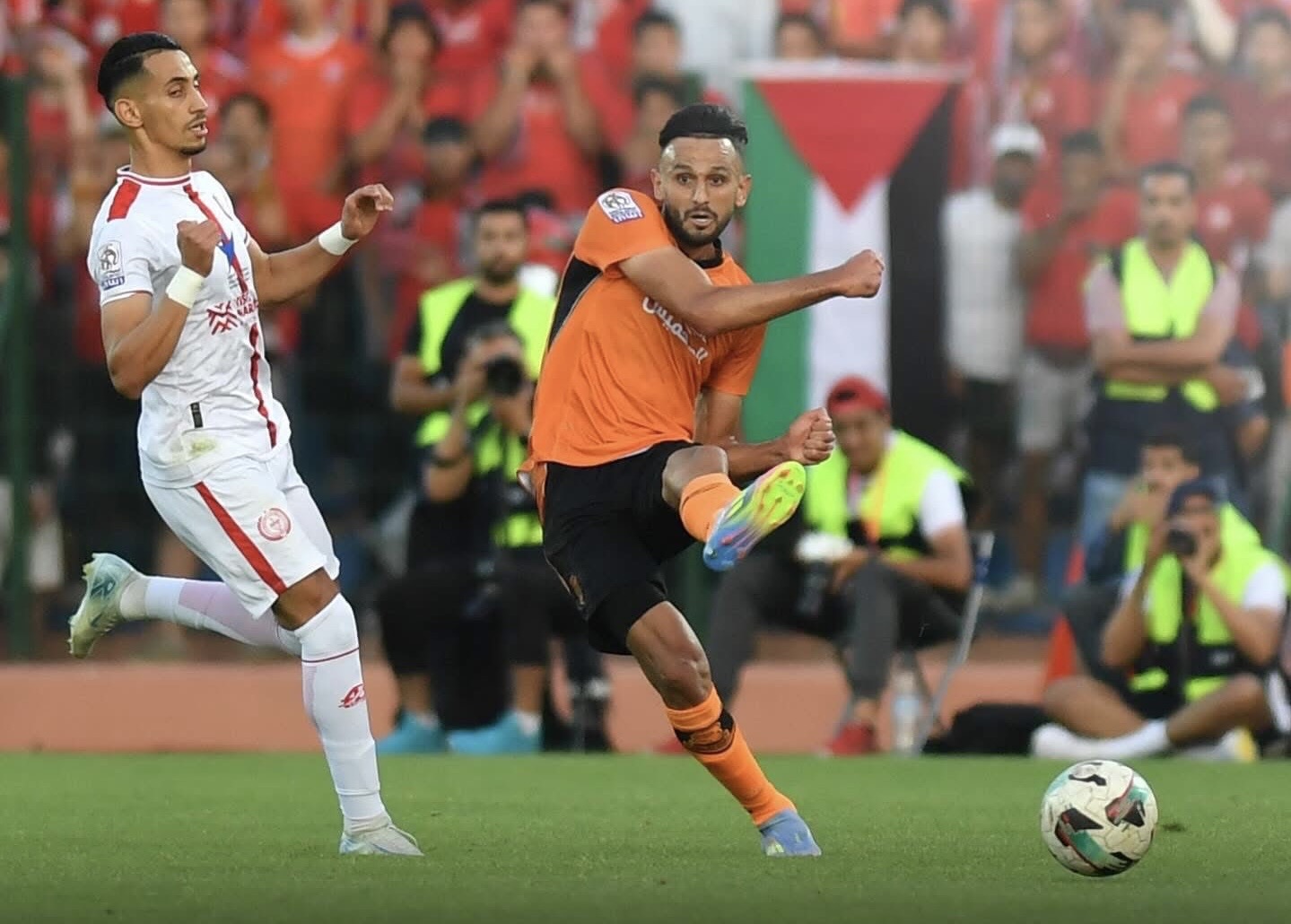 كأس العرش. نهضة بركان يقسو  على الكوكب المراكشي ويلاقي الجيش الملكي
