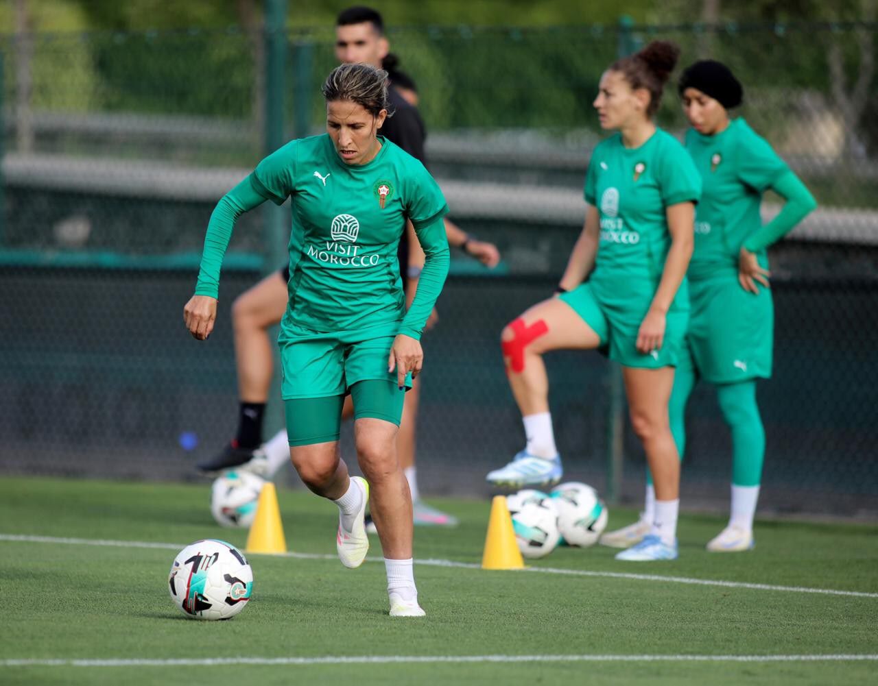 المنتخب الوطني النسوي يجري حصة تدريبية مفتوحة أمام وسائل الإعلام قبل لقاء الملاوي