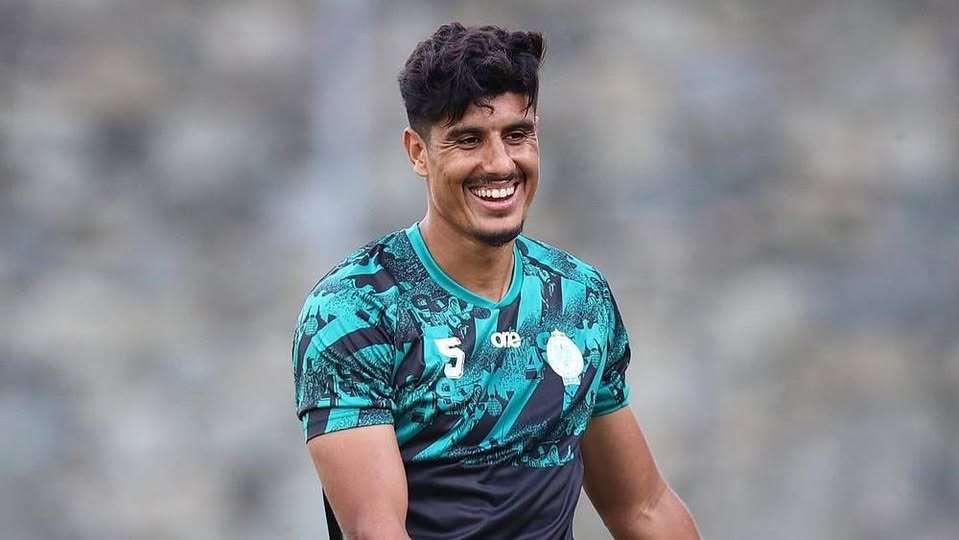 بيرواين يقنع خفيفي بتجديد عقده مع الرجاء