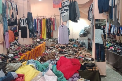 ملابس “البال” بالمغرب.. بين رواج كبير وتحذيرات لا تنتهي