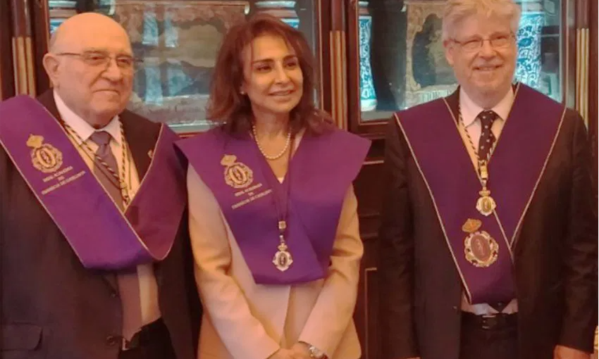 تعيين عالمة الأحياء المغربية جنان الزواقي عضوا في الأكاديمية الإيبيرو-أمريكية للصيدلة