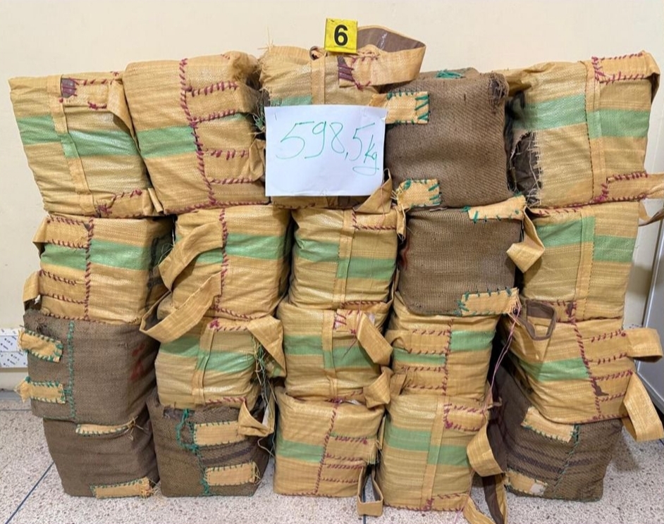 طاطا.. إحباط محاولة تهريب أزيد من 598 كيلوغراما من مخدر الشيرا