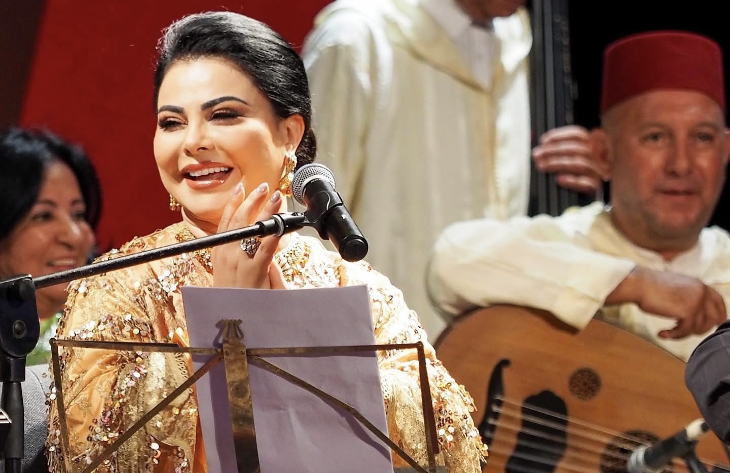 في ليلة من ليالي العمر.. الديفا لطيفة رأفت تتسلطن في أداء الأندلسي ( تصاور)