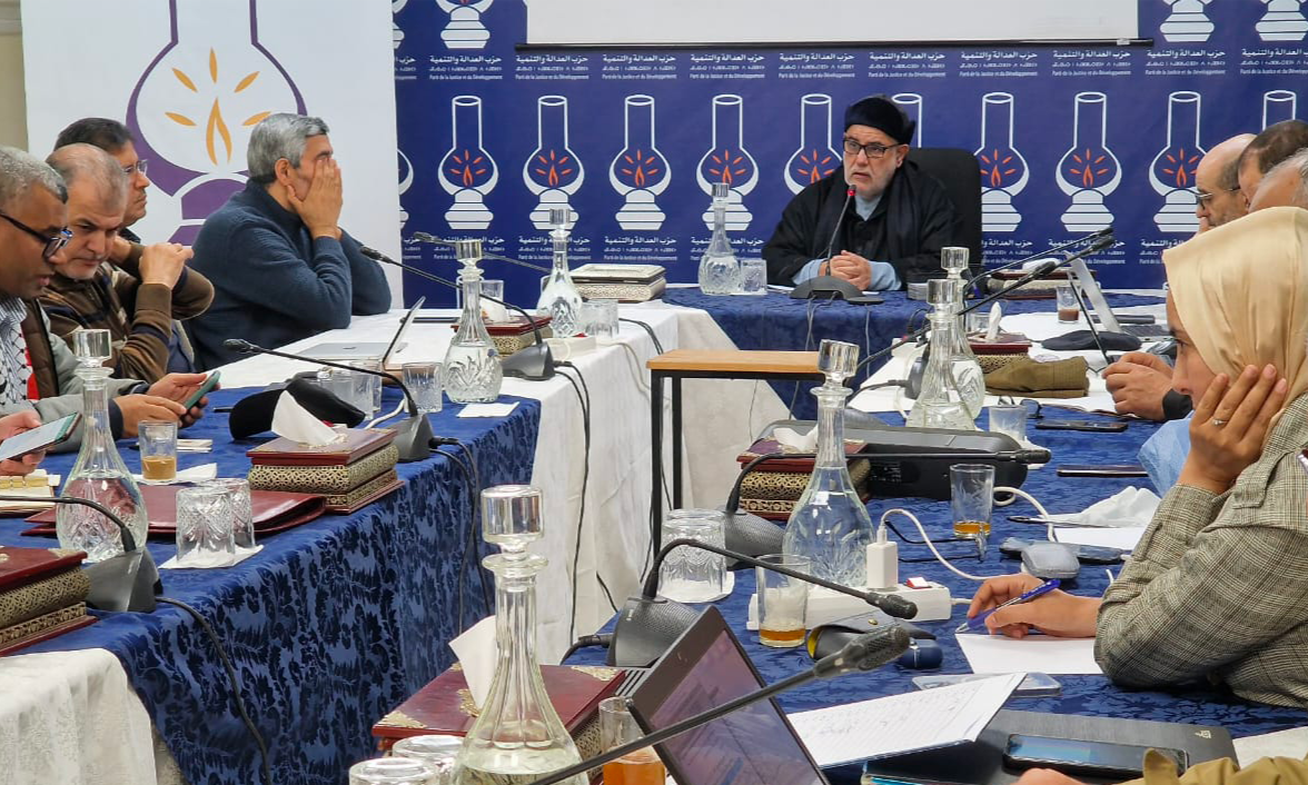 “غياب”رئيس الحكومة..ادعاء إعلامي يُكرس عجز “البيجيدي” أمام إنجازات الحكومة