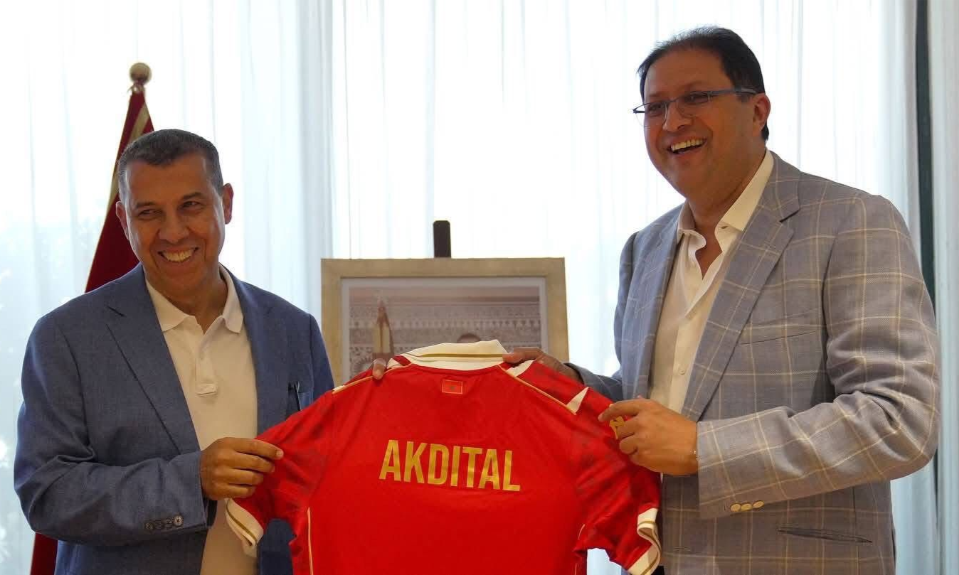 لمواكبة الوداد طبيا. آيت منا يوقع اتفاقية شراكة مع “أكديطال “