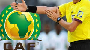 “الكاف” يختار 6 حكام مغاربة لإدارة مباريات بطولة أمم أفريقيا للمحليين