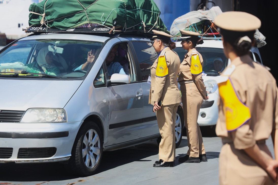 إذاعة فرنسية.. عملية “مرحبا 2025” تشهد إقبالا “غير مسبوق”