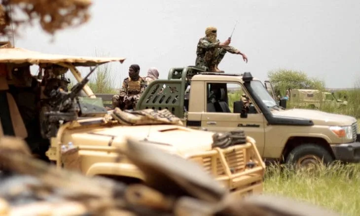 تحرير أربعة سائقي شاحنات مغاربة كانوا مختطفين في بوركينا فاسو