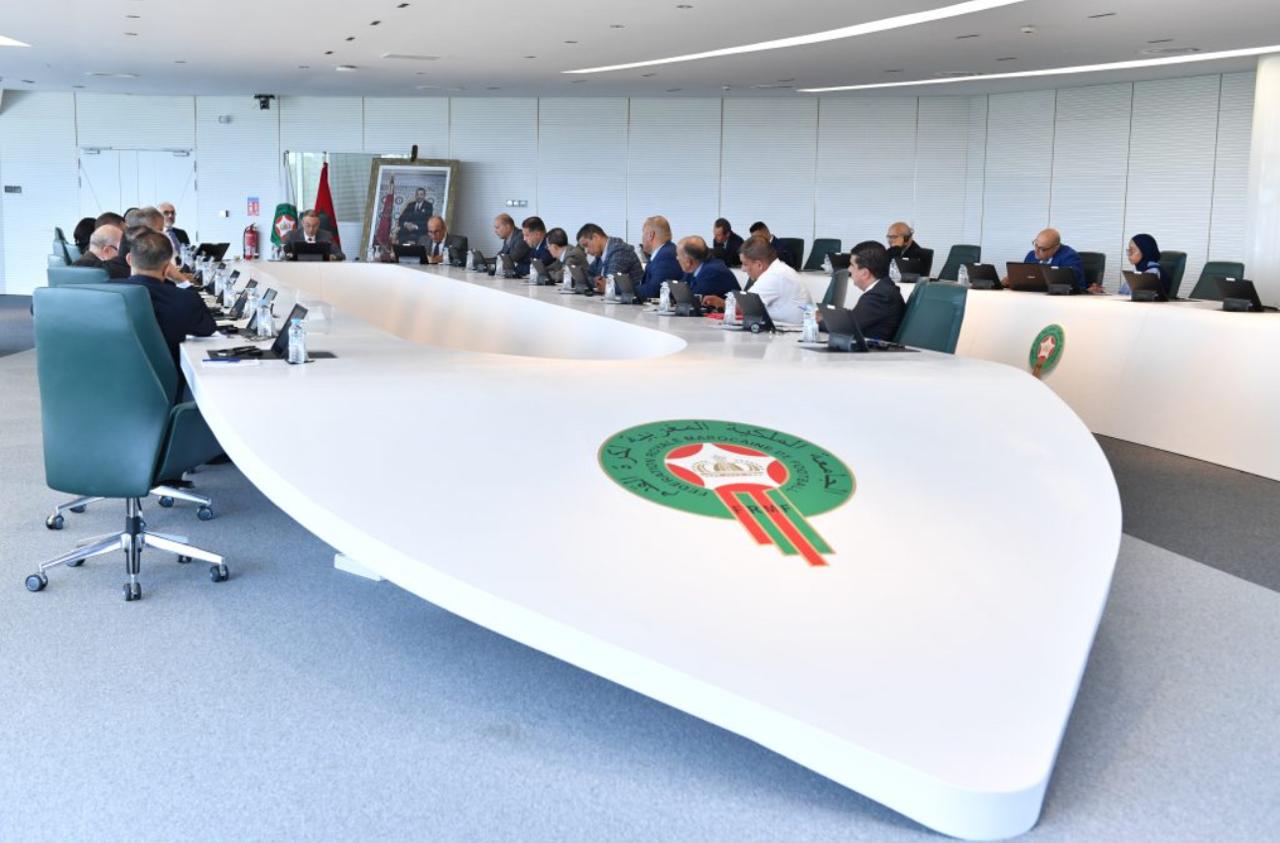 تعليمات صارمة من لقجع لأعضاء المكتب الجامعي