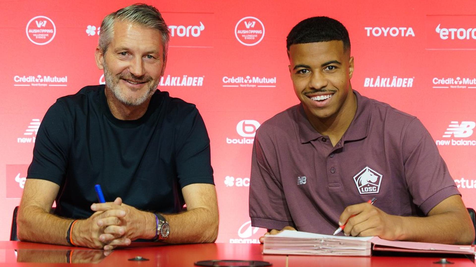 إيكمان ينضم إلى ليل الفرنسي قادما من رينجرز الإسكتلندي‎