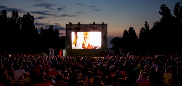 عشاق الفن السابع على موعد مع الدورة الثانية لمهرجان “سيني بلاج”
