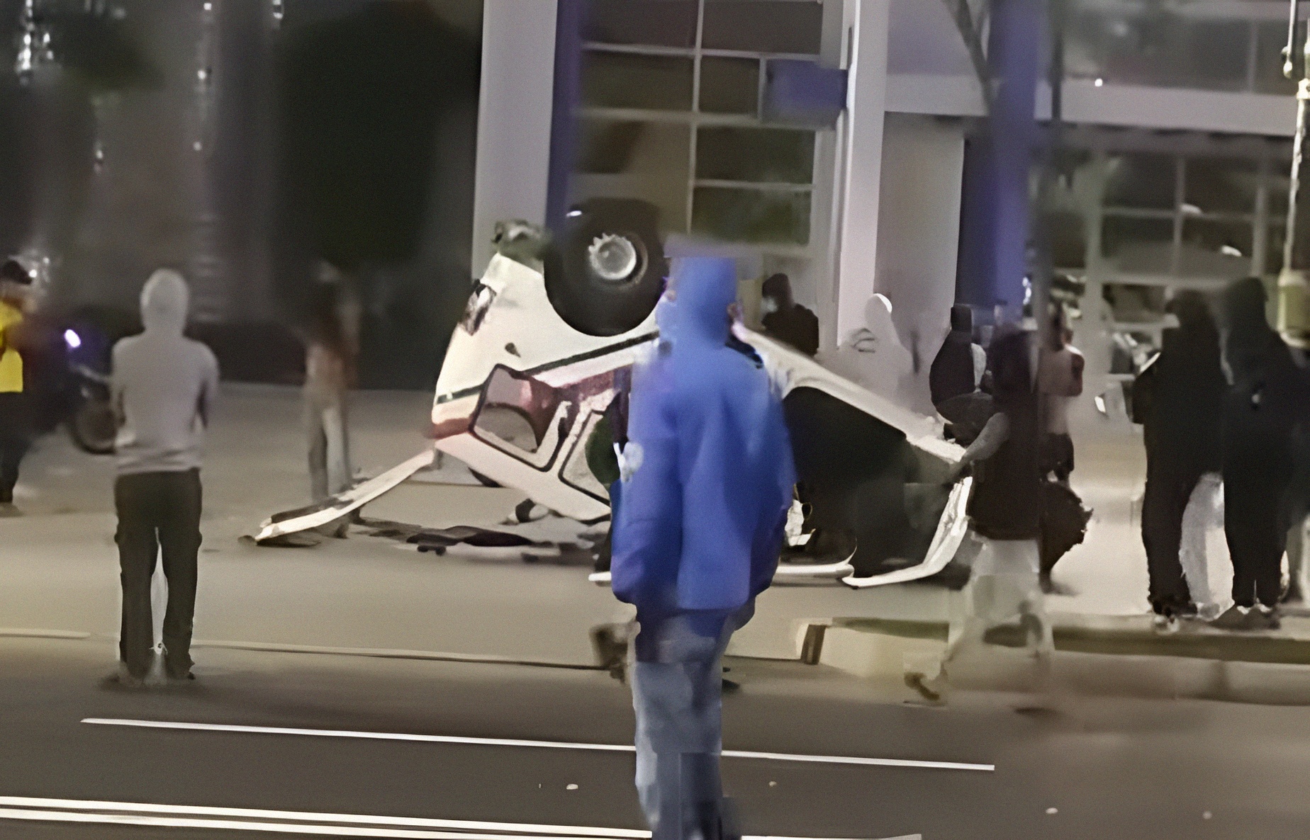 الداخلية تتوعّد بالصرامة في تطبيق القانون.. 263 مصاباً من القوات العمومية و409 معتقلين