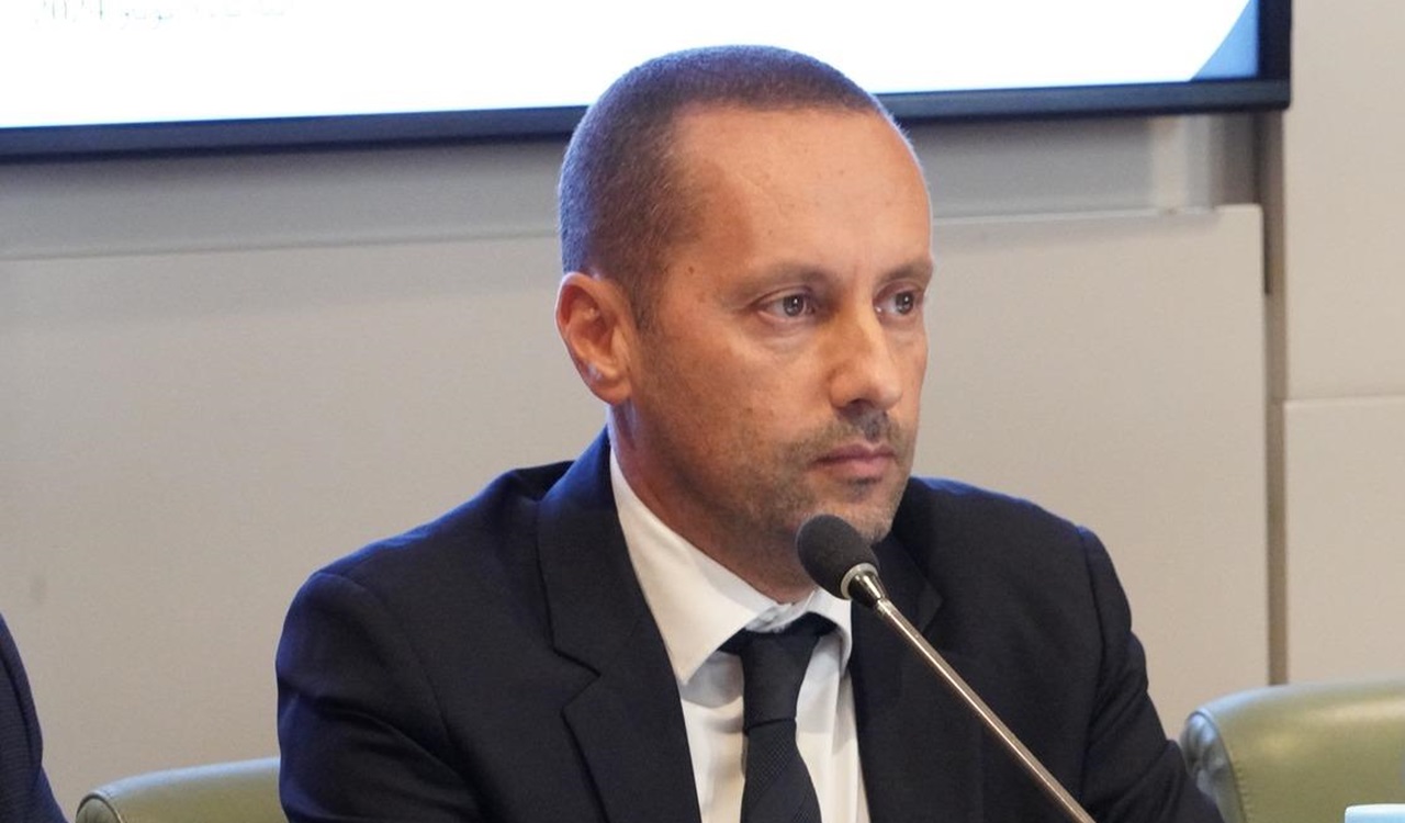 إجراءات حازمة من وزارة الصحة لمواجهة “التغيب والتأخير المتكرر” بالمستشفيات