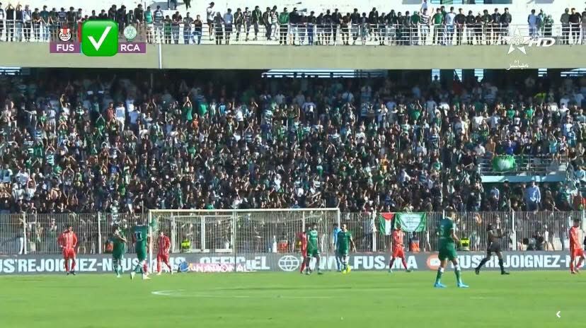 الرجاء يضرب بقوة ويهزم الفتح بثنائية نظيفة بالقنيطرة