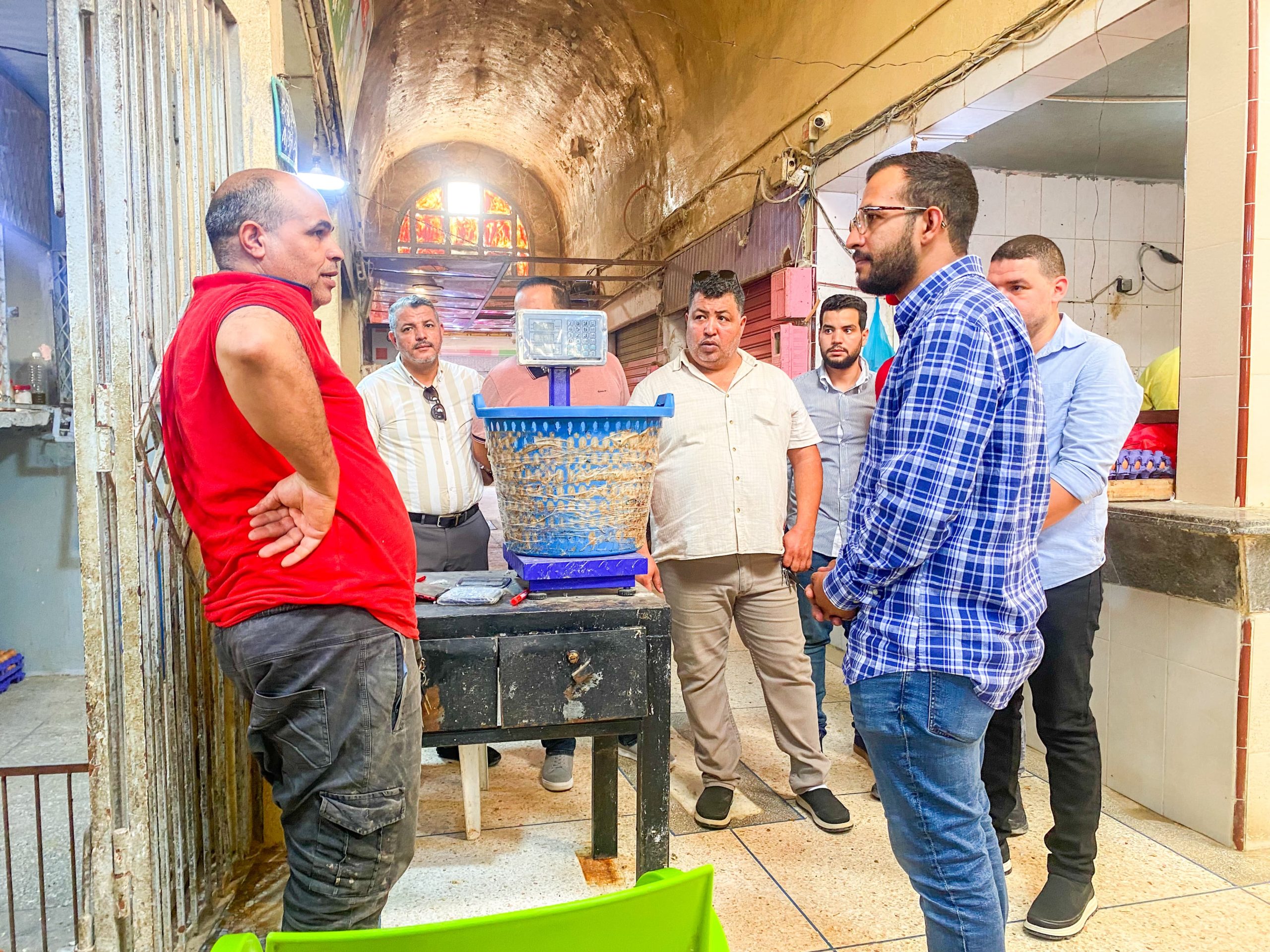 الداخلة.. الراغب حرمة الله يزور سوق المسيرة قبل الشروع في أشغال إعادة بنائه