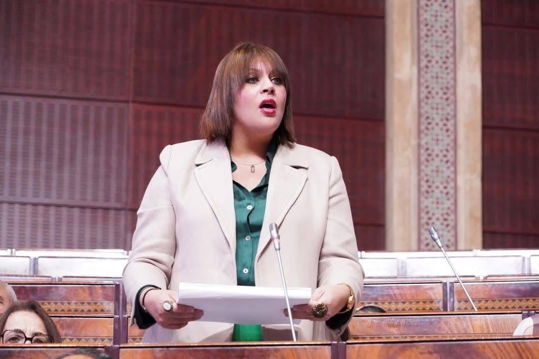 البرلمانية الاتحادية فطراس تنشر غسيل فريقها أمام العموم.. كيف؟ ولماذا؟