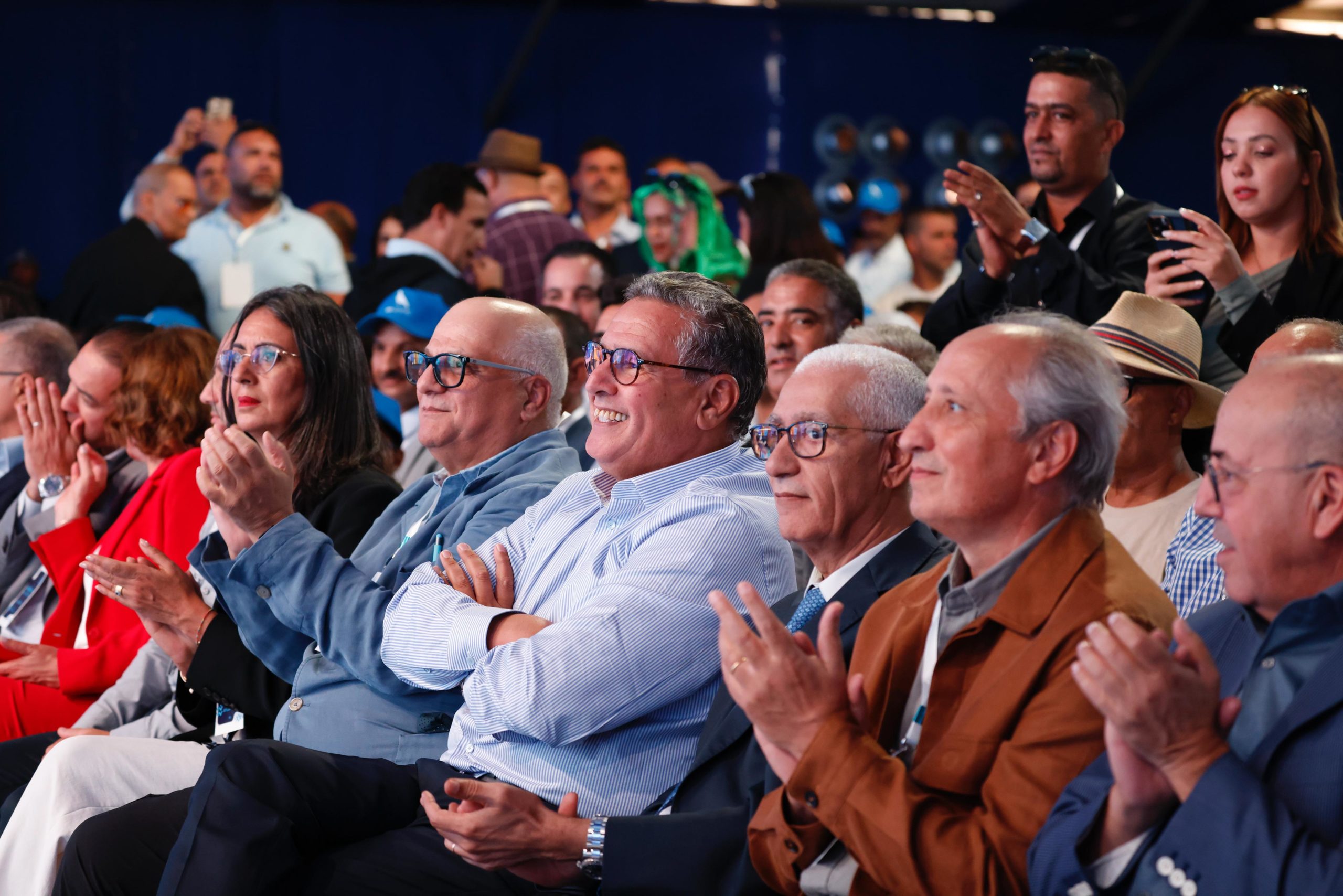 أخنوش.. لا مكان لـ”المنطق المناسباتي”.. الحكومة تواصل العمل حتى آخر يوم..