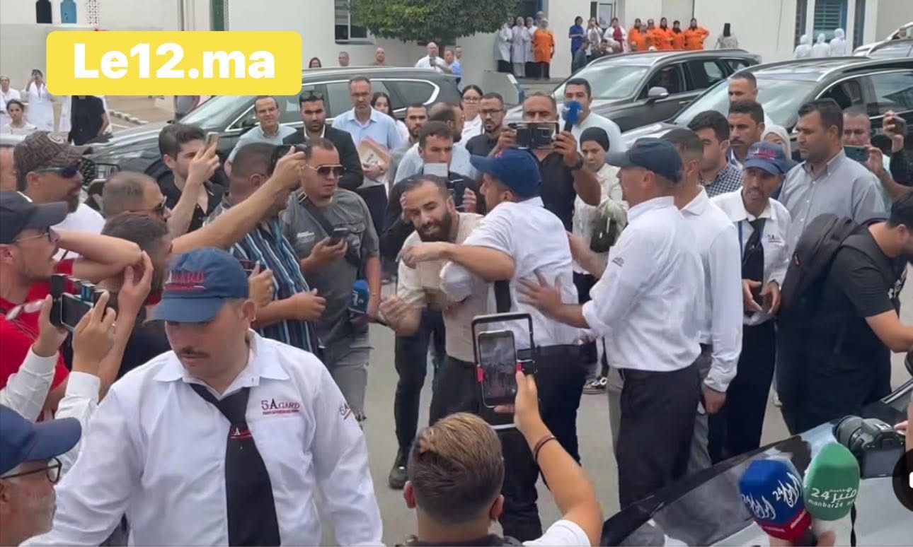 تطوان.. ملتح يعترض موكب وزير الصحة.. من يتلاعب في بارميترات الاحتجاجات؟