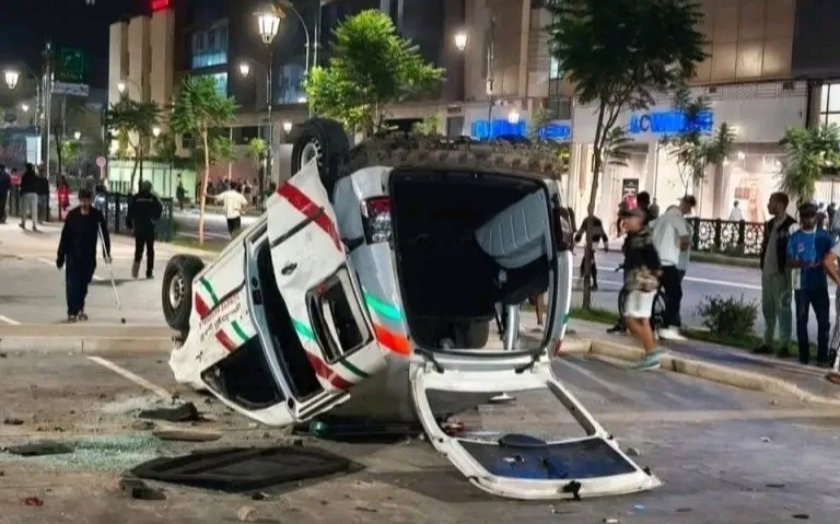 إنزكان تتحول إلى ساحة حرب.. “الجيل Z” في مواجهة عنيفة مع الأمن.. ونهب لـ “بريد بنك” و”مرجان”