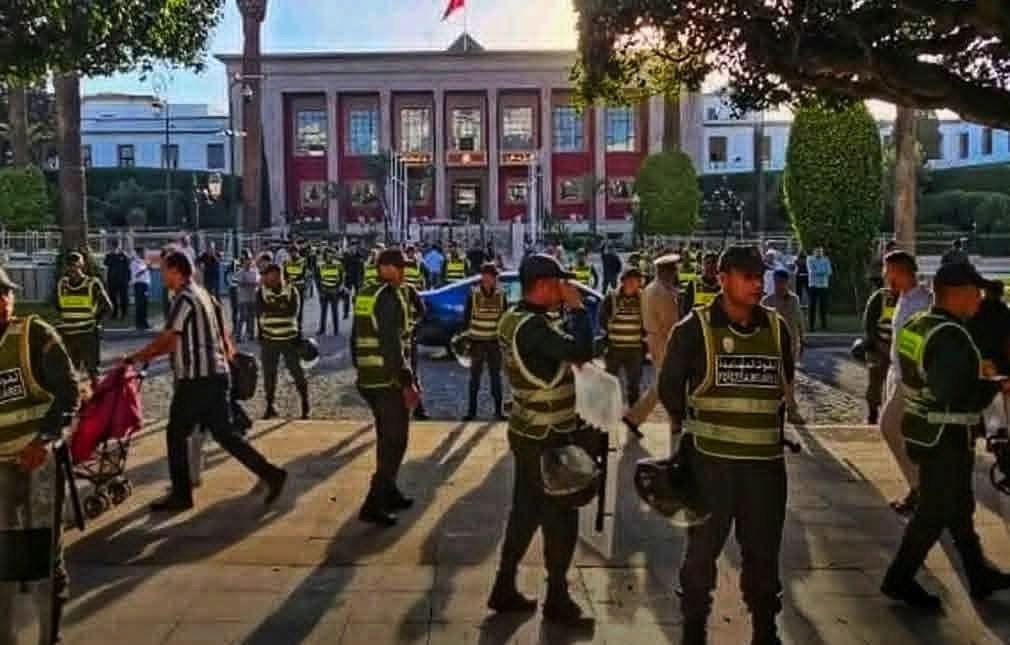 درويش يكتب عن  وقفات جيل Z. شيء ما ليس على ما يرام !؟