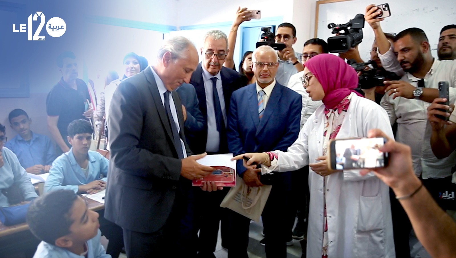 شاهد الوزير برادة يطلق مسلسل الزيادات المفاجئة للمدارس من الرباط