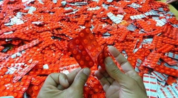 إحباط تهريب أكثر من 76 ألف قرص مهلوس بميناء الناظور