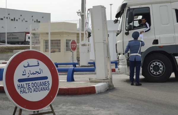 ضبط 20 هاتف “آيفون 17 برو” مهربًا بميناء طنجة المتوسط