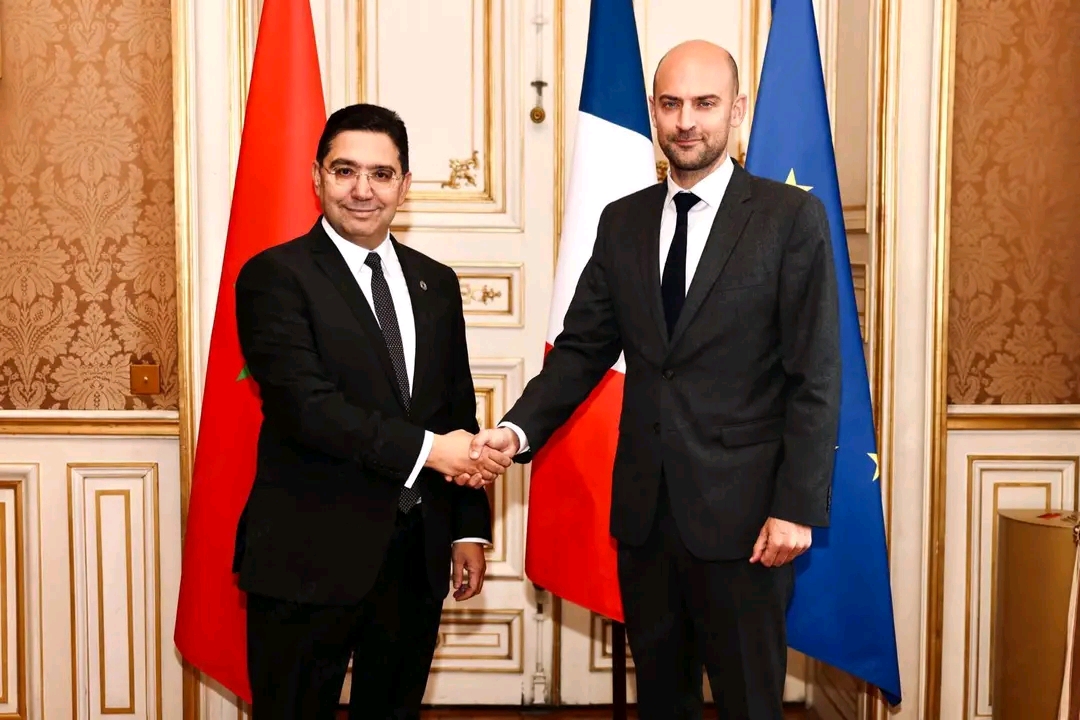 باريس تؤكد من جديد.. “حاضر ومستقبل الصحراء يندرجان في إطار السيادة المغربية”