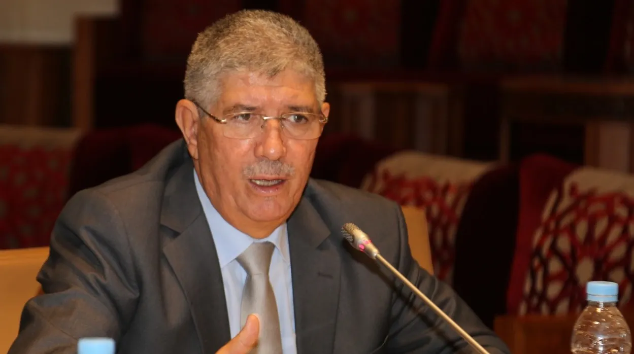 التويزي يخرج عن صمته.. “طحن الورق” مجاز للتلاعب بالوثائق ولا علاقة له بالدقيق!..