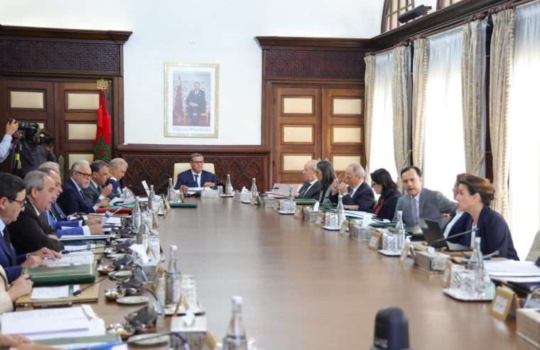 مرسوم جديد يحدد شروط “التكفل بالغير” خارج أسوار مؤسسات الرعاية الاجتماعية