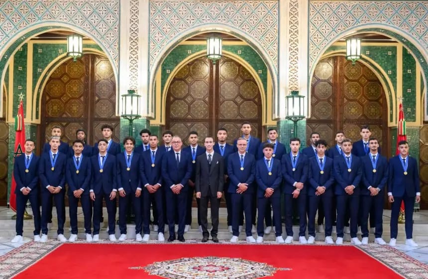 أبطال العالم لأقل من 20 سنة يعربون عن “عميق امتنانهم” لجلالة الملك على العناية السامية بالشباب