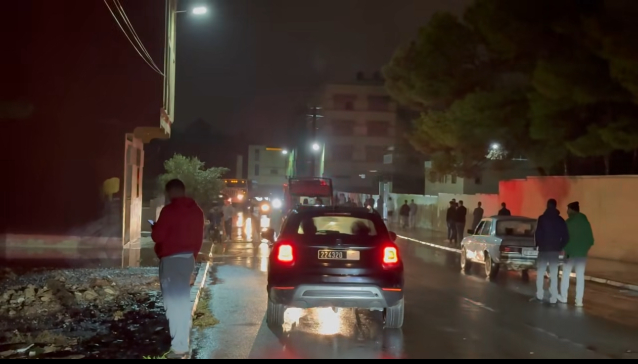 أمطار غزيرة تغرق أحياء في العروي وتستنفر السلطات ( صور)