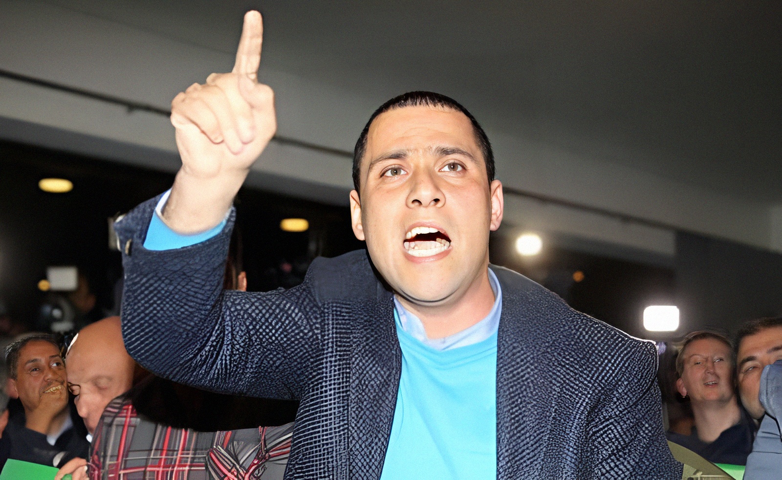 تطور لافت في ملف بودريقة.. المحكمة تؤجل النظر في واقعة “التهام شيك” بقيمة 600 مليون سنتيم