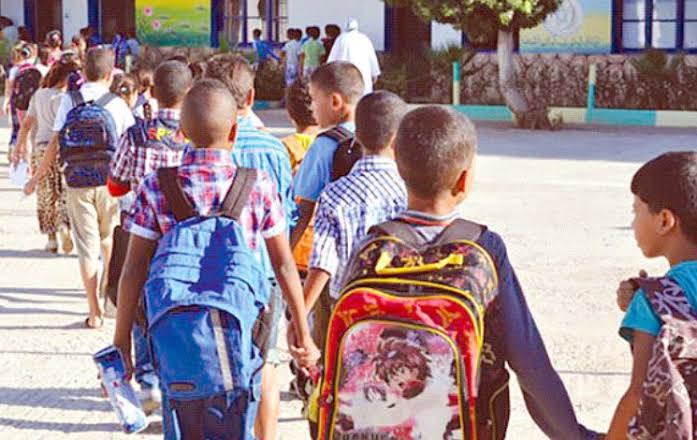 وزارة التعليم تُنهي ظاهرة مغادرة التلاميذ للمؤسسات خلال الاستراحة والساعات البينية