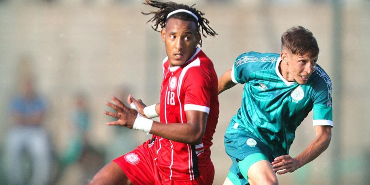 إجراء استثنائي يسبق إغلاق “دونور” لضمان إجراء مبارة الرجاء والكوكب