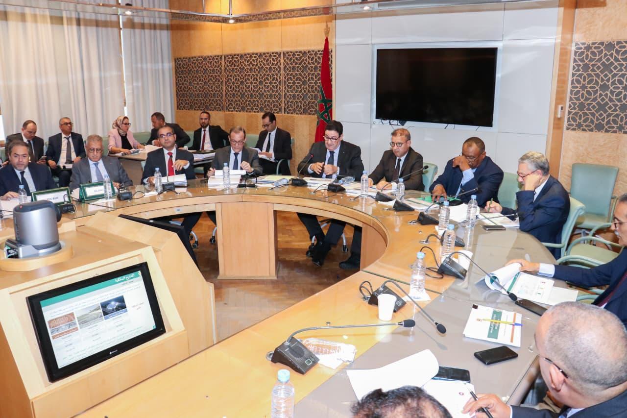 استثمار وزارة النقل واللوجستيك والشركات العمومية التابعة لها برسم ميزانية 2026