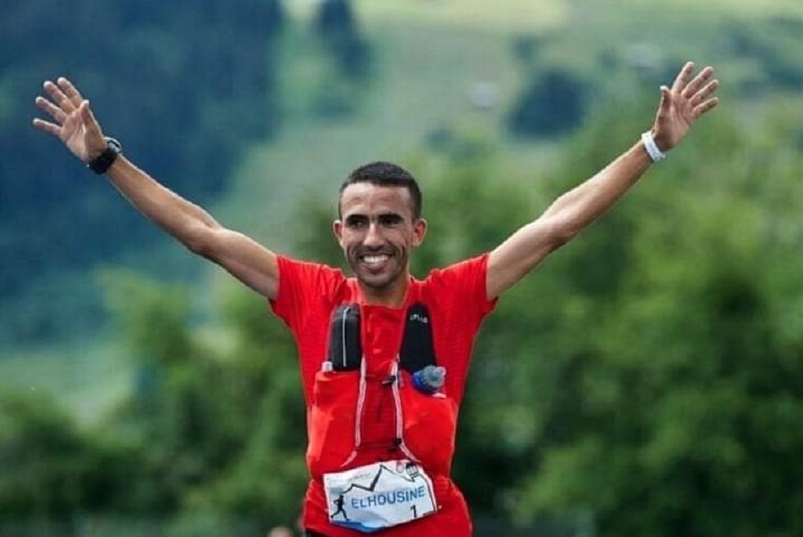 الحسين العزاوي.. عداء مغربي يعتلي قمة العالم من جبال إيطاليا!