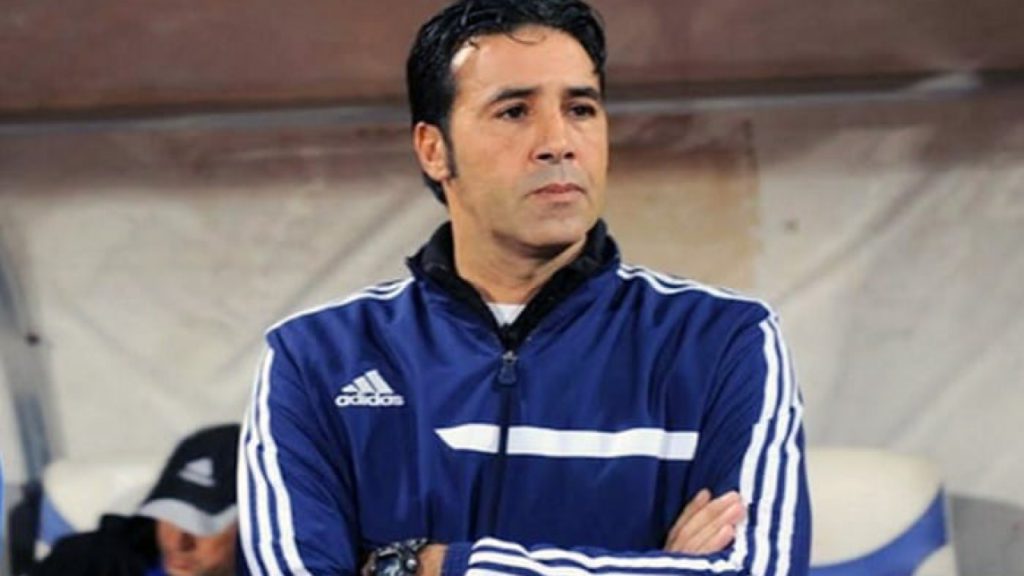 رسميًا.. الكوكب المراكشي يعين هشام الدميعي مدربًا جديدًا خلفًا للطاوسي