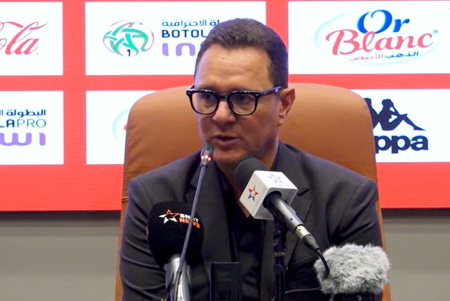 بنهاشم يُفجرها بعد الديربي: الرجاء أوقفوا الإيقاع وتفادوا الهزيمة بهذه الطريقة