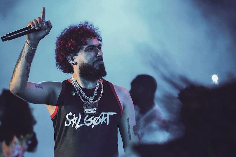 جيل “طوطو”.. الثورة تبدأ بـ “تراك” وتنتهي بـ “حقيبة سفر”!..