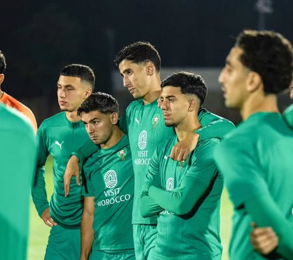 “الأسود” يواصلون استعداداتهم والركراكي يفتح حصة تدريبية أمام الصحافة